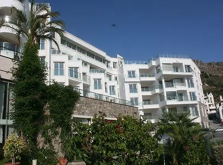 Marinem Karaca Deluxe Turgutreis