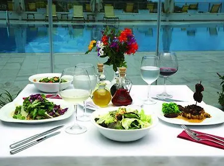 Hotel Marinem Karaca Deluxe 4*