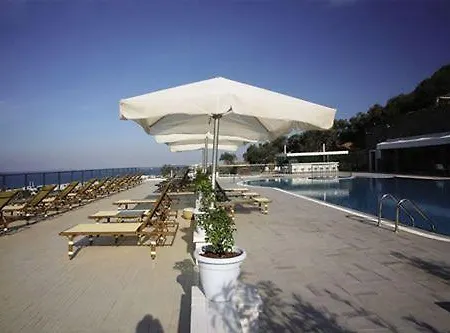 Otel Marinem Karaca Deluxe Turgutreis